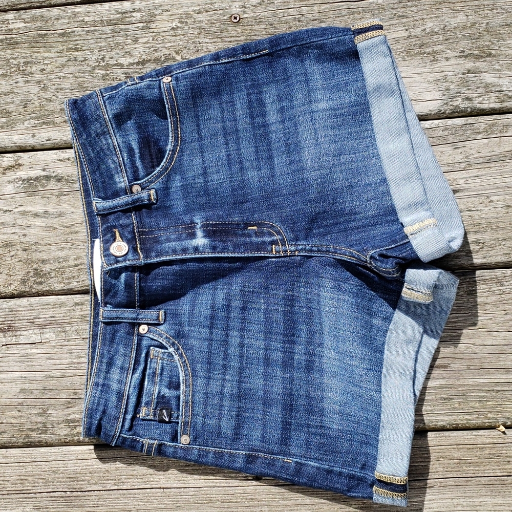 KanCan women's shorts size small